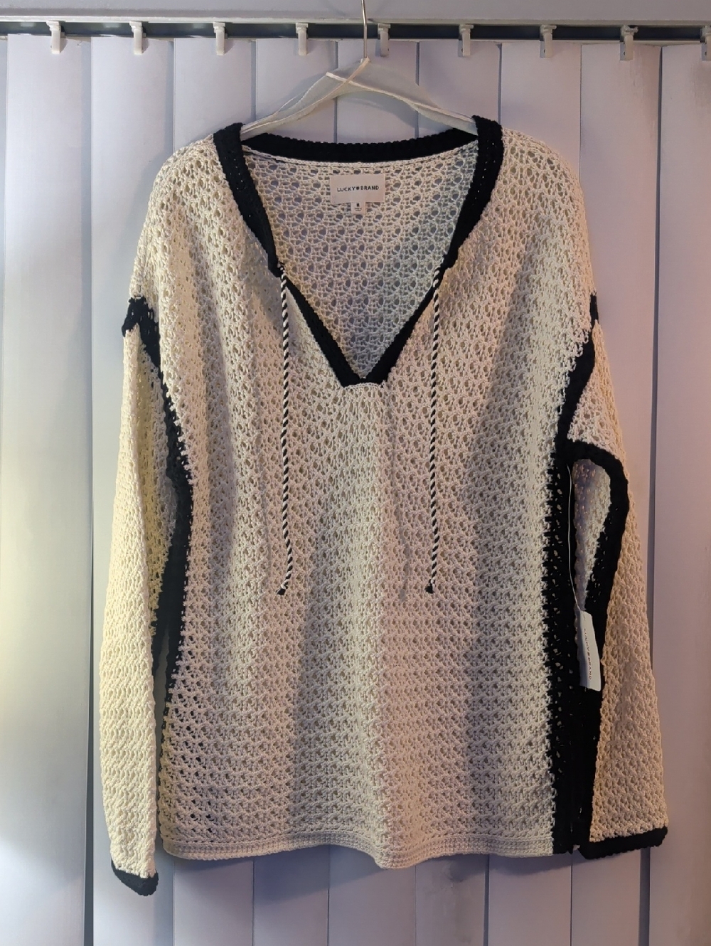 Lucky Brand Cream Open-Knit V-Neck Sweater with Black Trim And Neck Tie, M